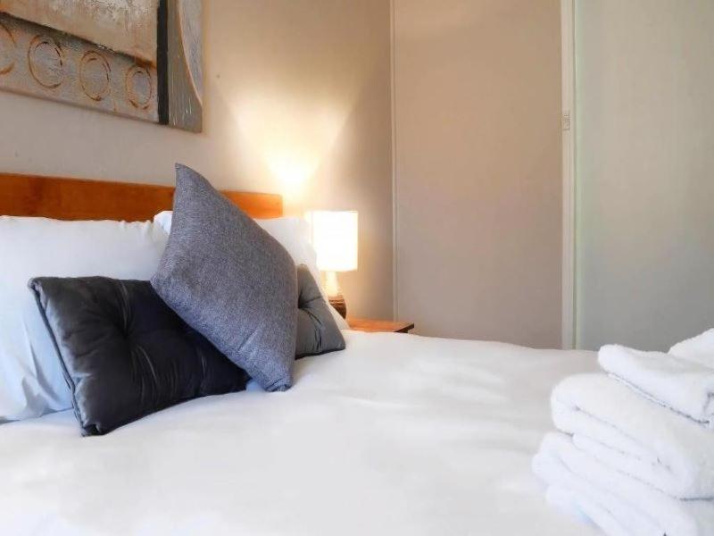 Almond Inn Tamworth Ngoại thất bức ảnh